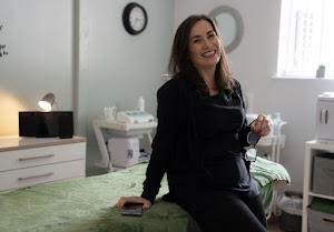 PURE Holistic Beauty place picture